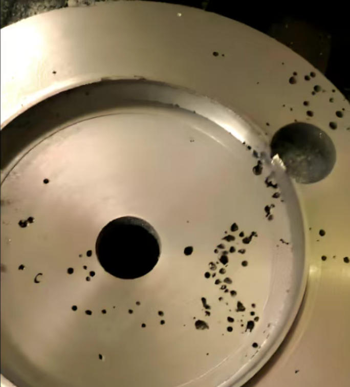 بھوری رنگ کاسٹ آئرن پارٹس میں subcutaneous porosity کی خصوصیات اور روک تھام کے اقدامات